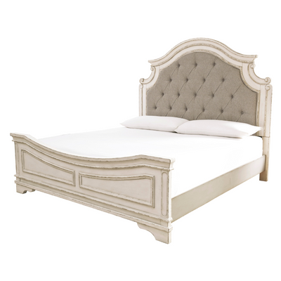 Realyn King Upholstered Panel Bed (4596925825120)