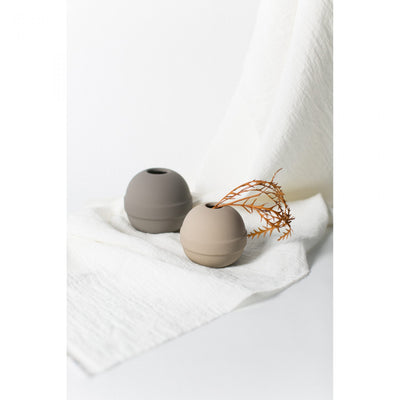 Naturalist Planter Small Warm Grey (6579360596064)