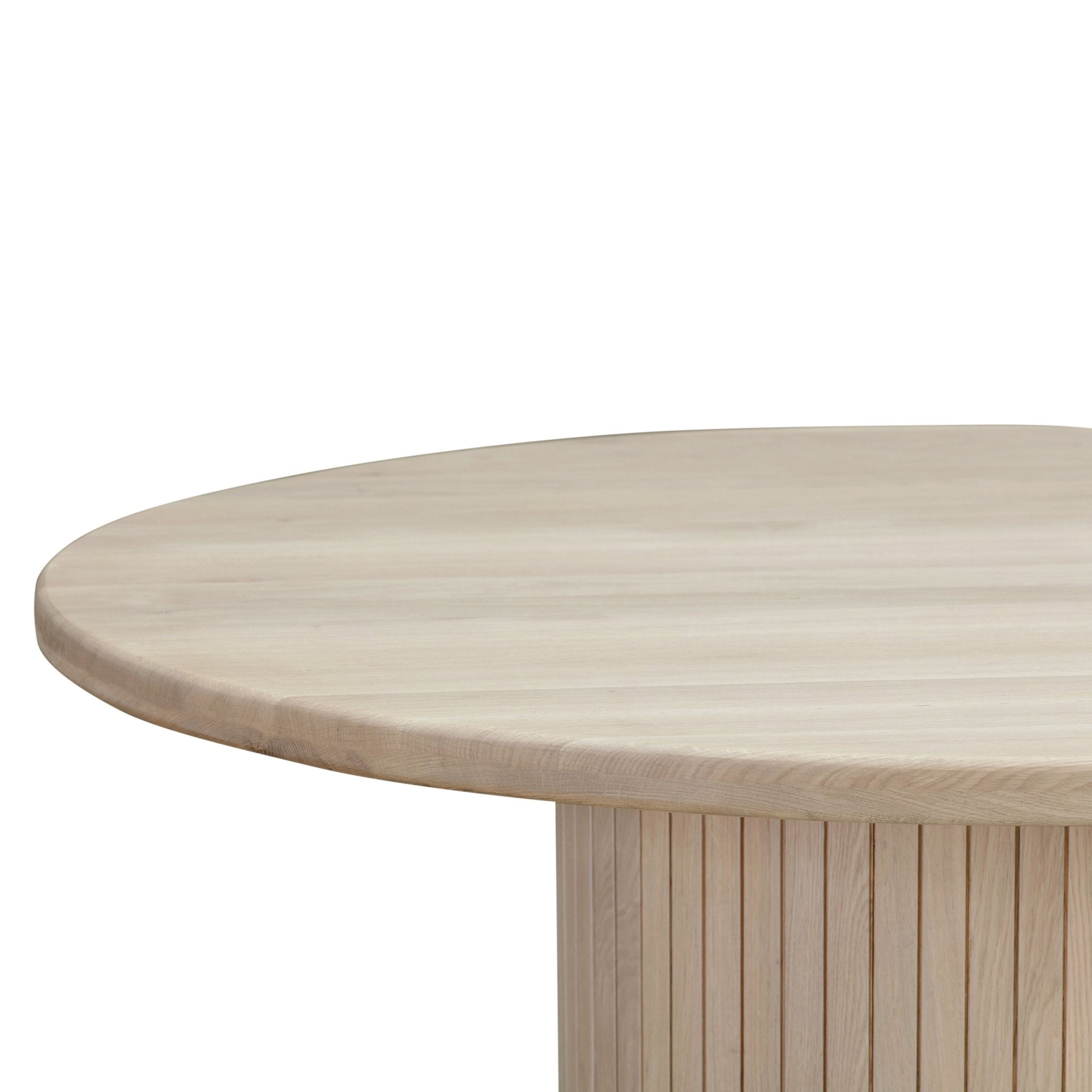 Chelsea Natural Oak Wood Round Dining Table Dining Tables| TOV