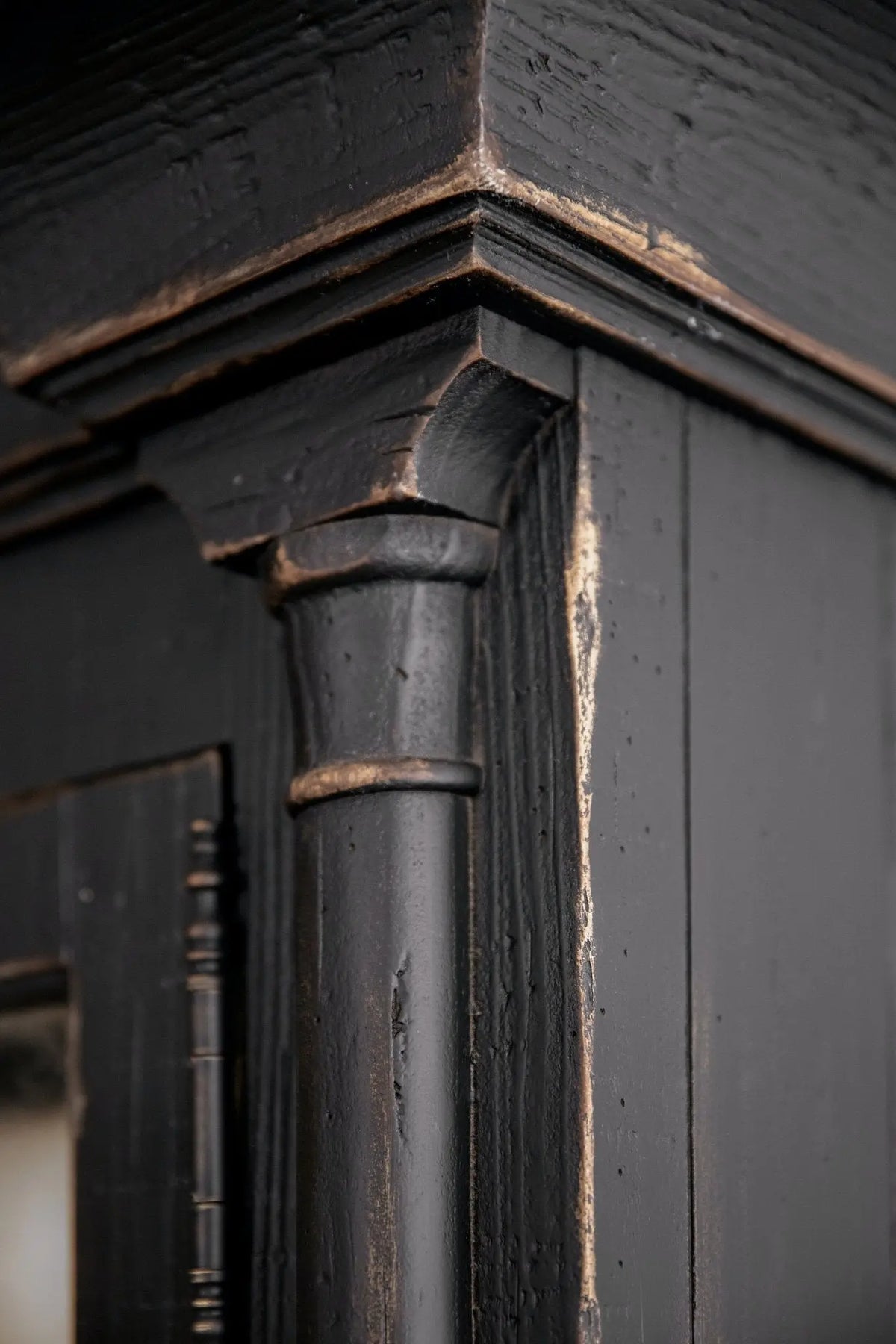 Ciao Bella Display Cabinet- Black Cabinets & Chests| Hooker