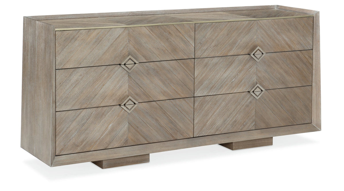 Classic - Naturally Dressers| Caracole