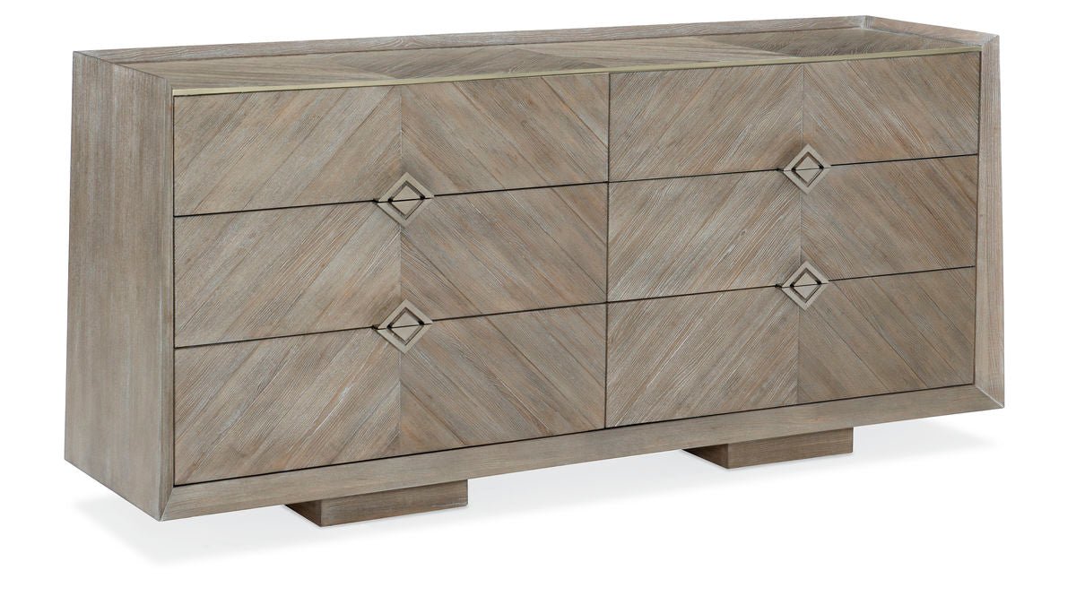 Classic - Naturally Dressers| Caracole