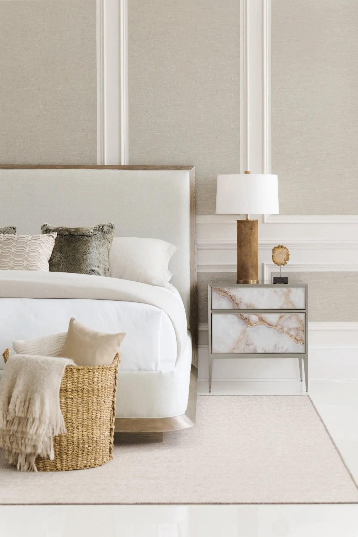 Classic - The Stage Is Set King Bed Beds| Caracole