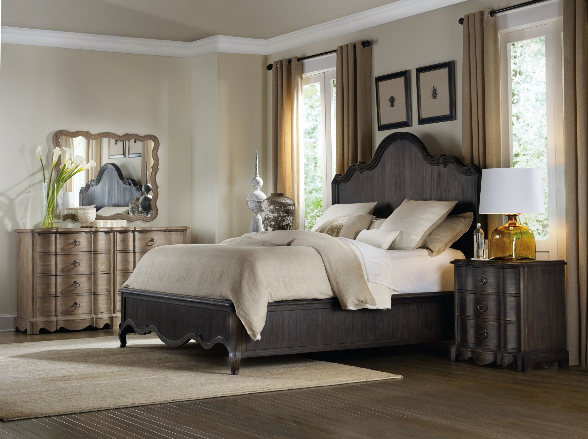 Corsica Eight Drawer Dresser Dressers| Hooker