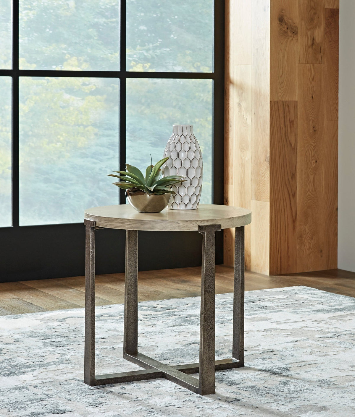 Dalenville End Table Accent & End Tables| Ashley Homestore