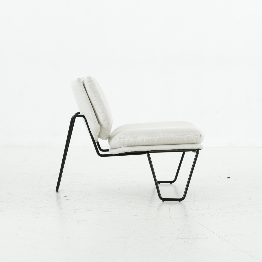 Dina Accent Chair Chairs| Roots Furniture