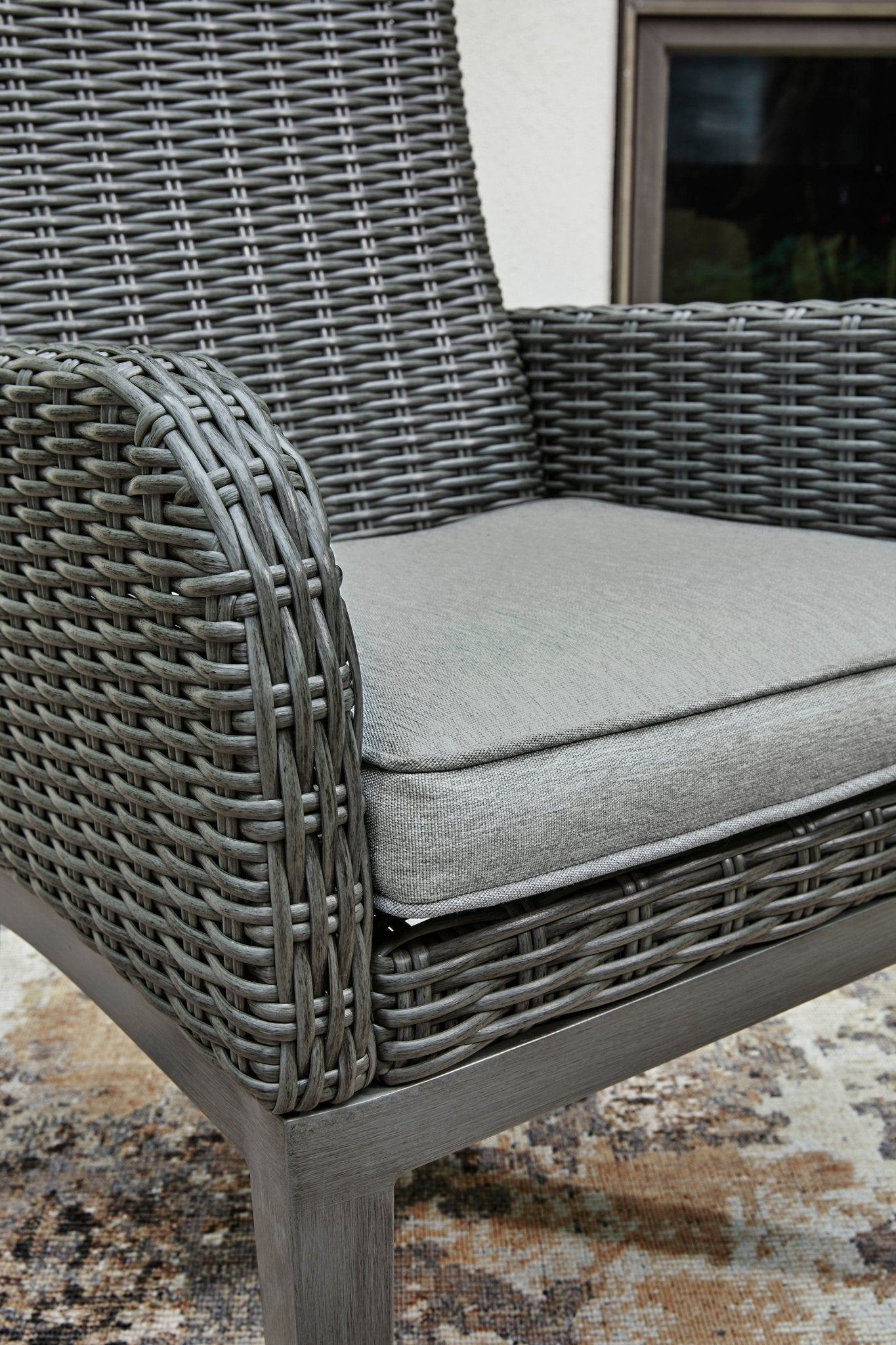 Elite Park Arm Chair with Cushion (Set of 2) Outdoor Chairs| Ashley Homestore