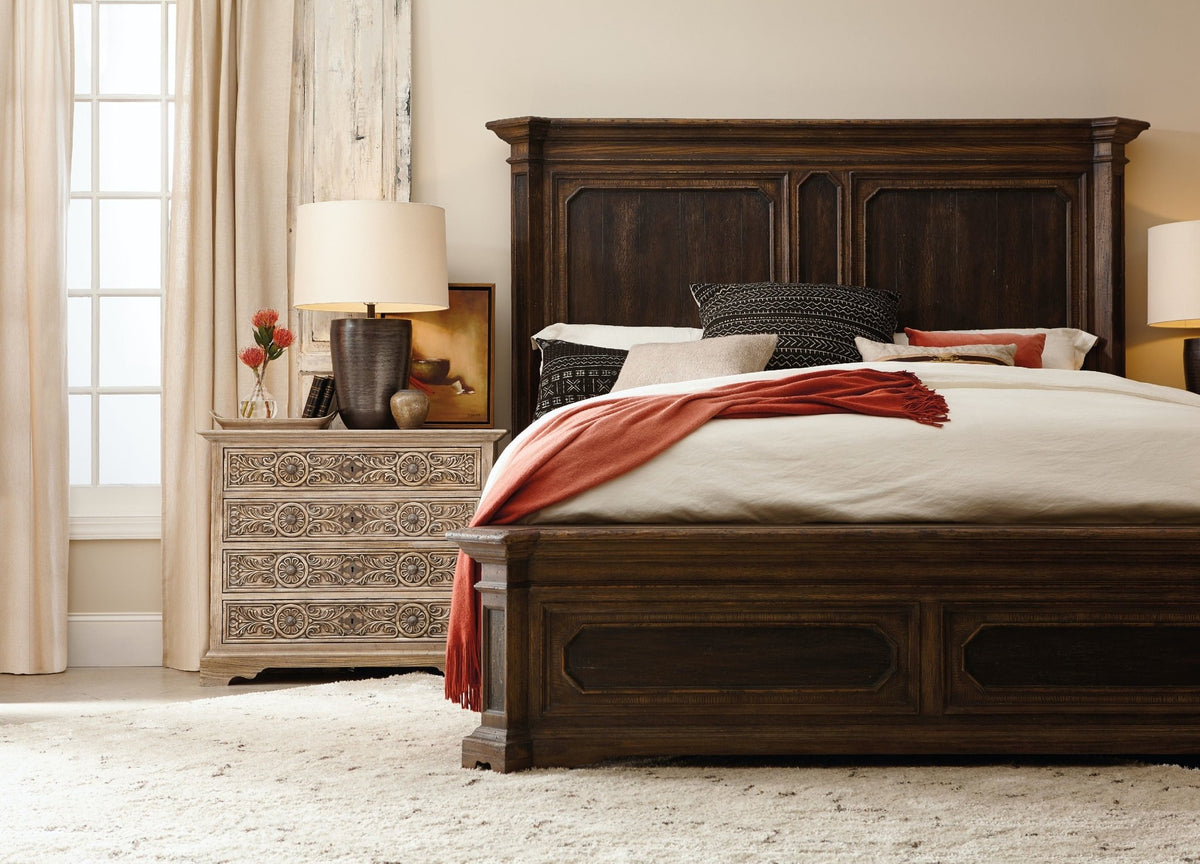 Floresville Bachelors Chest Cabinets & Chests| Hooker