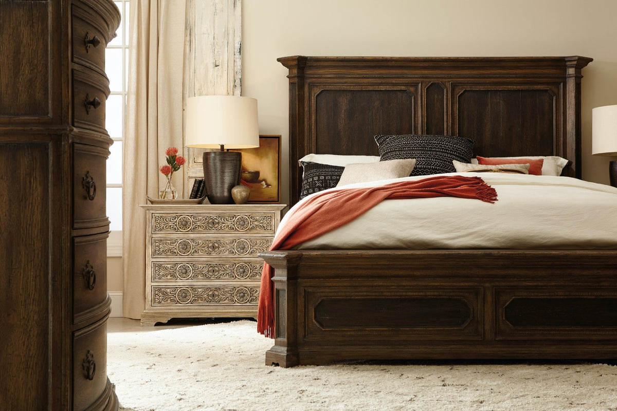 Floresville Bachelors Chest Cabinets & Chests| Hooker