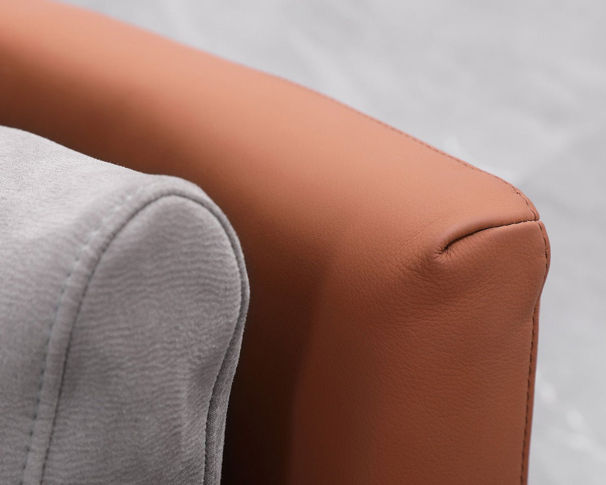 Furlano Accent Chair Chairs| Ashley Homestore
