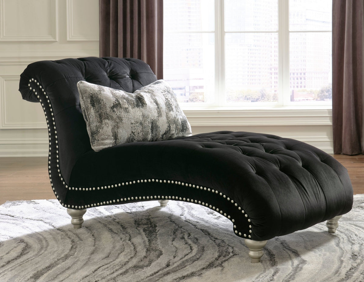 Harriotte Chaise Chaises| Ashley Homestore