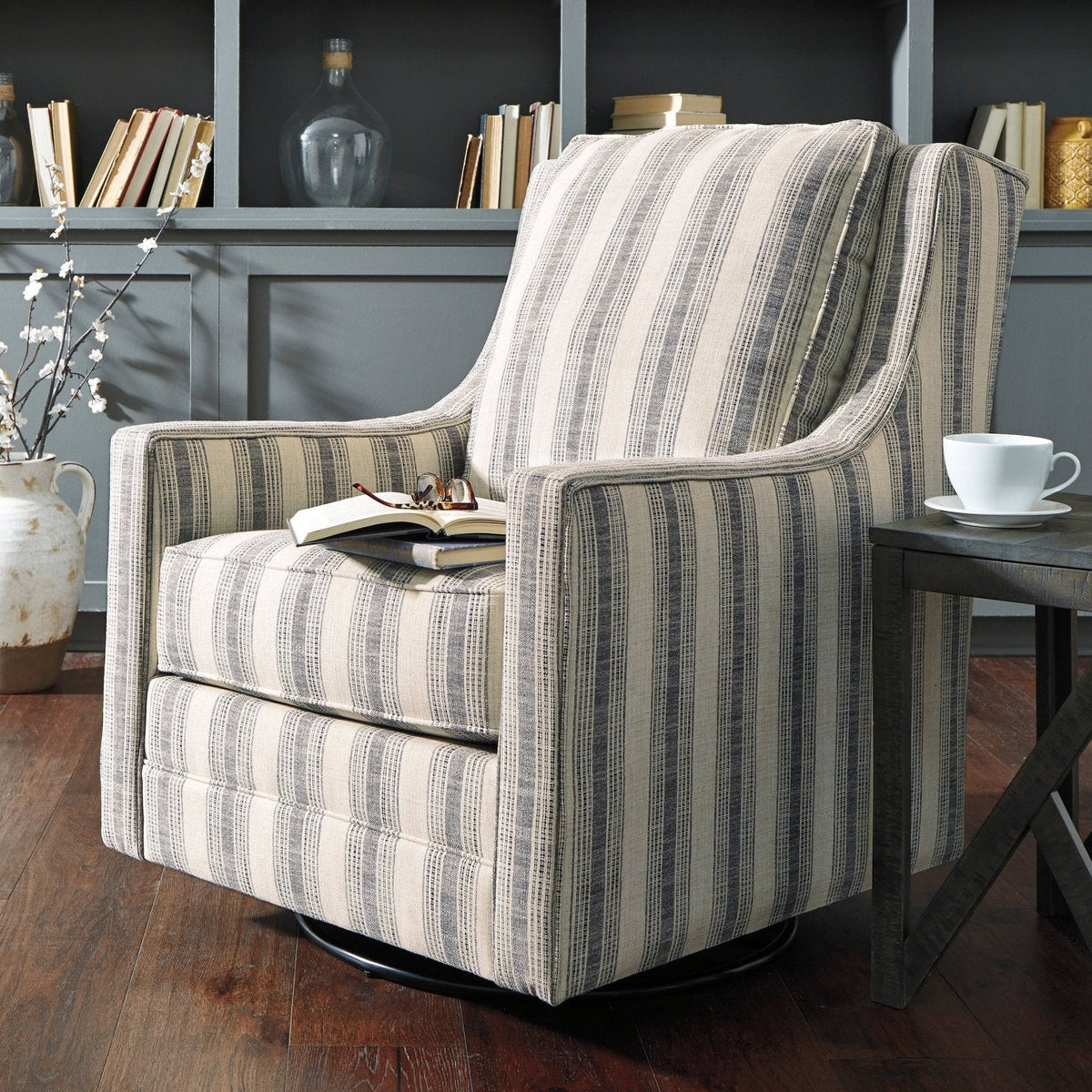Kambria Accent Chair Chairs| Ashley Homestore