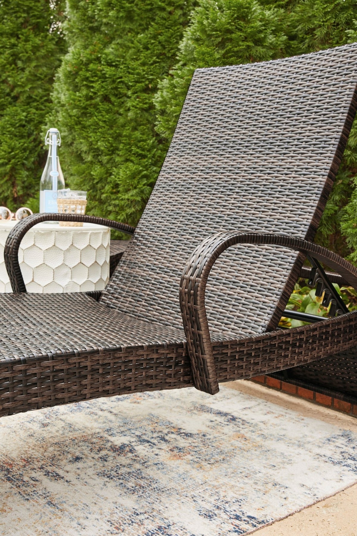 Kantana Chaise Lounge (set of 2) Outdoor Chairs| Ashley Homestore