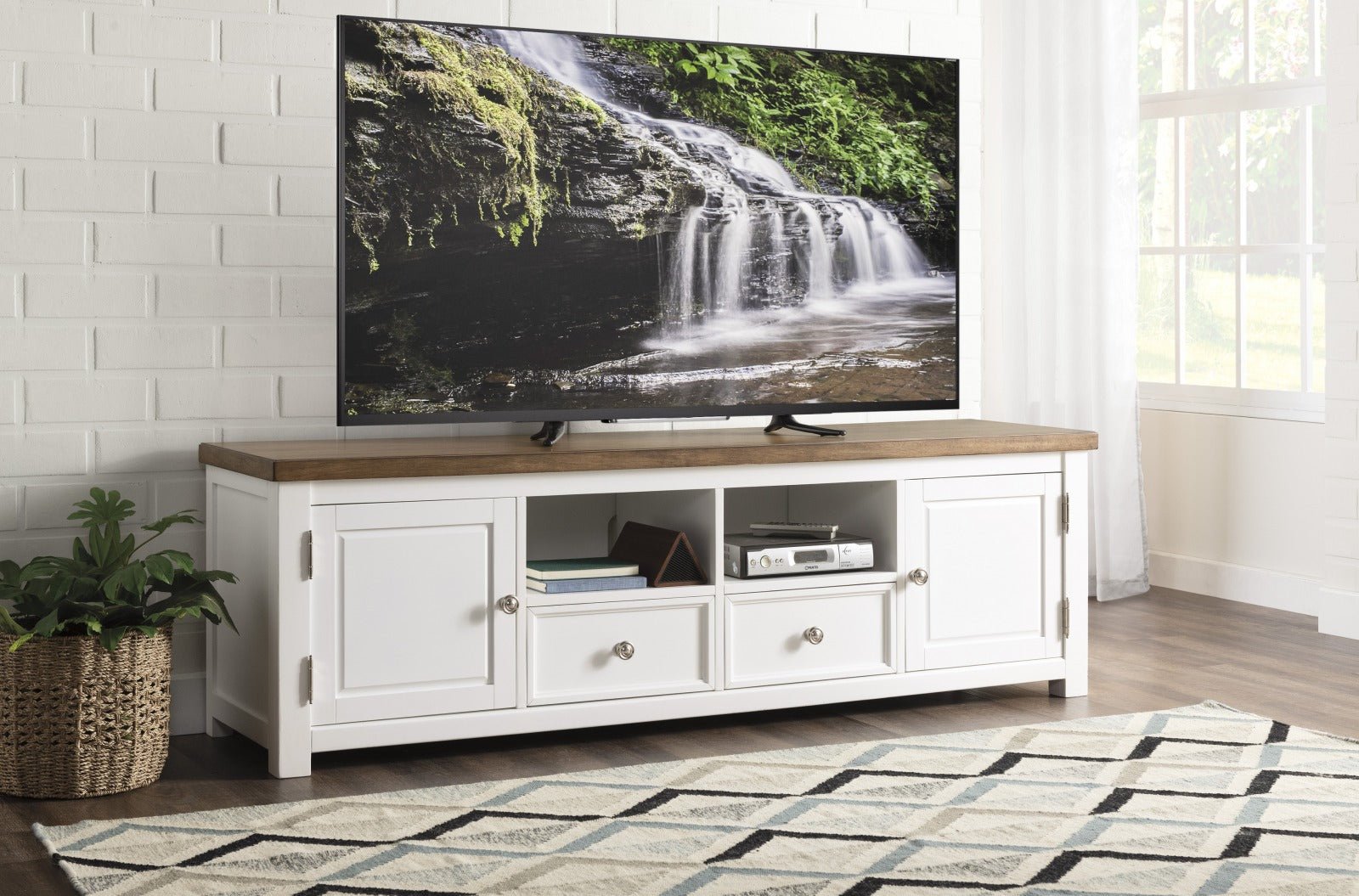Large TV Stand TV Units| Ashley Homestore