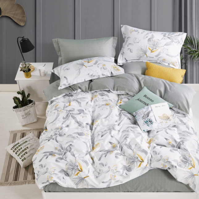 Leaf Pattern White Bedding Set-KING Coverlet Sets| Roots Furniture