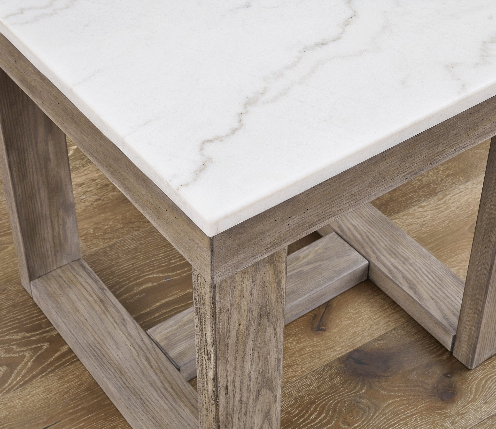 Loyaska End Table Accent & End Tables| Ashley Homestore