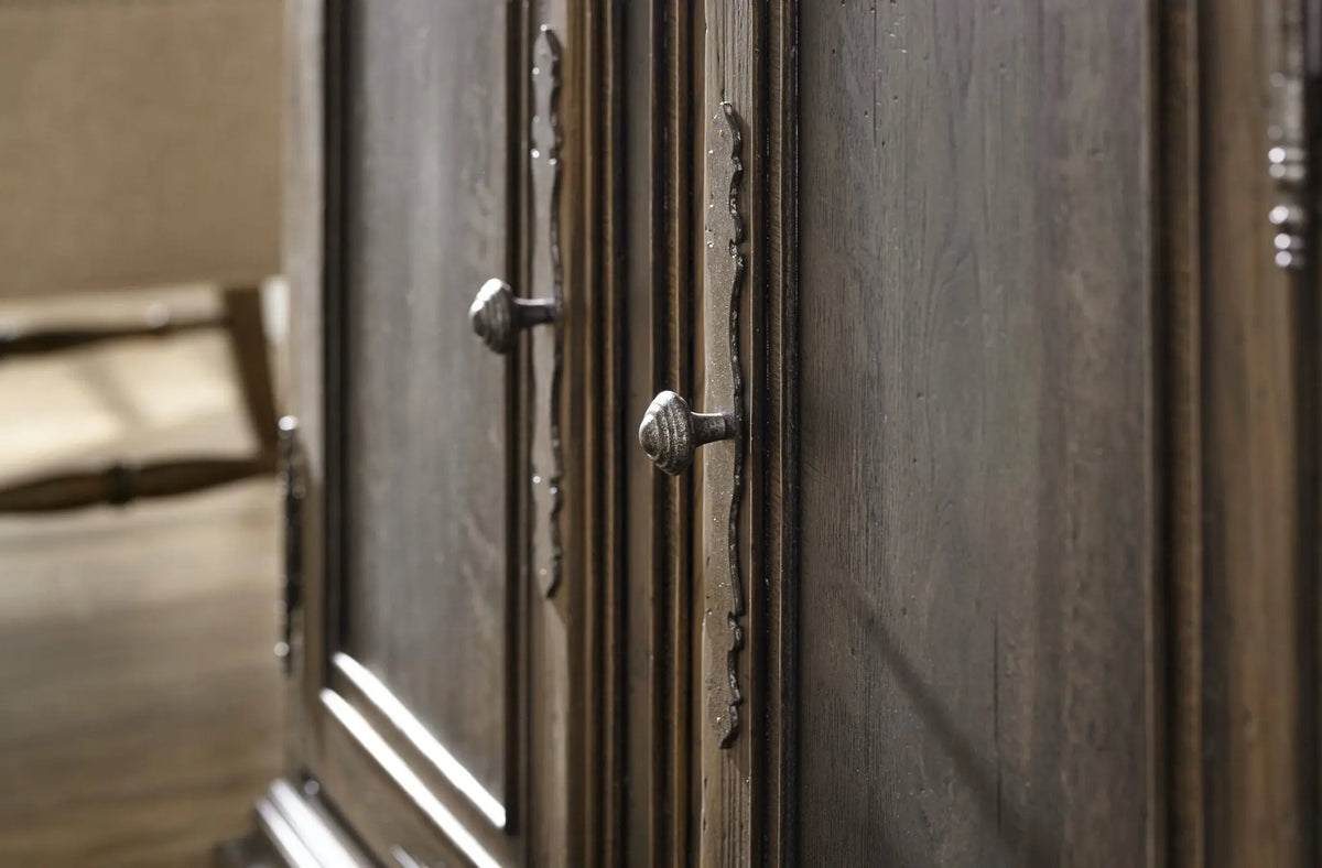 North Cliff Sideboard Cabinets & Chests| Hooker