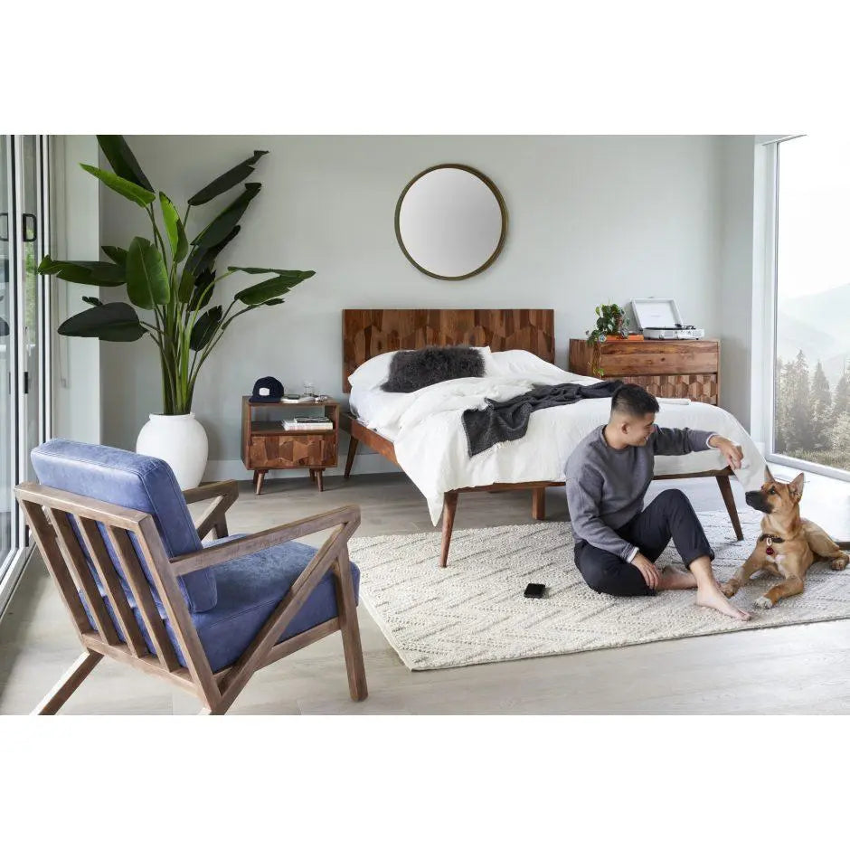 O2 Bed Queen Brown Beds| Moe's Home