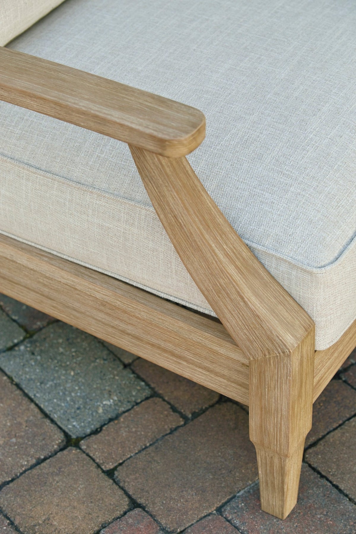P801-SOFA-SET Outdoor Sets| Ashley Homestore