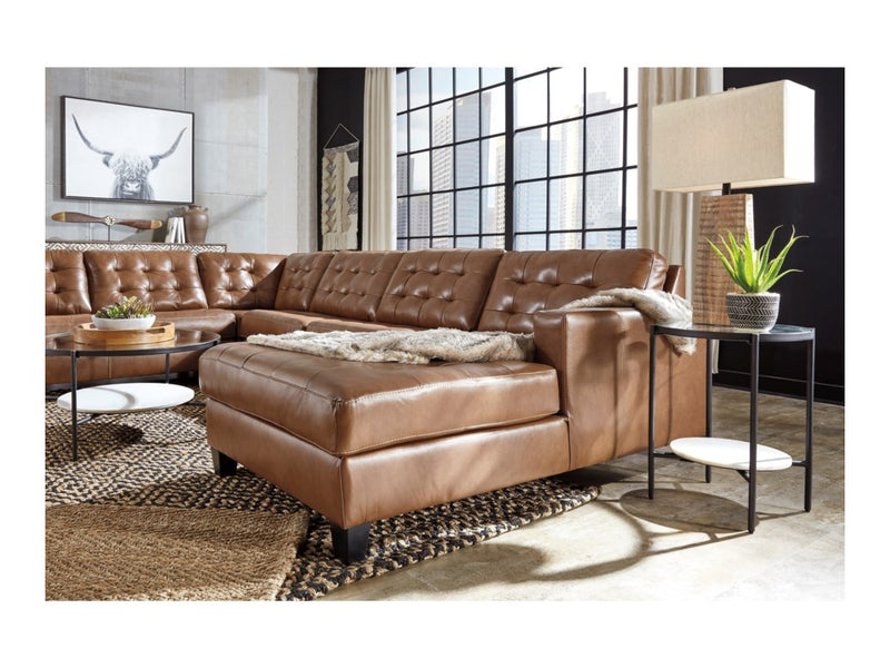 4-Piece Sectional with Chaise and Tufting (4802633367648)
