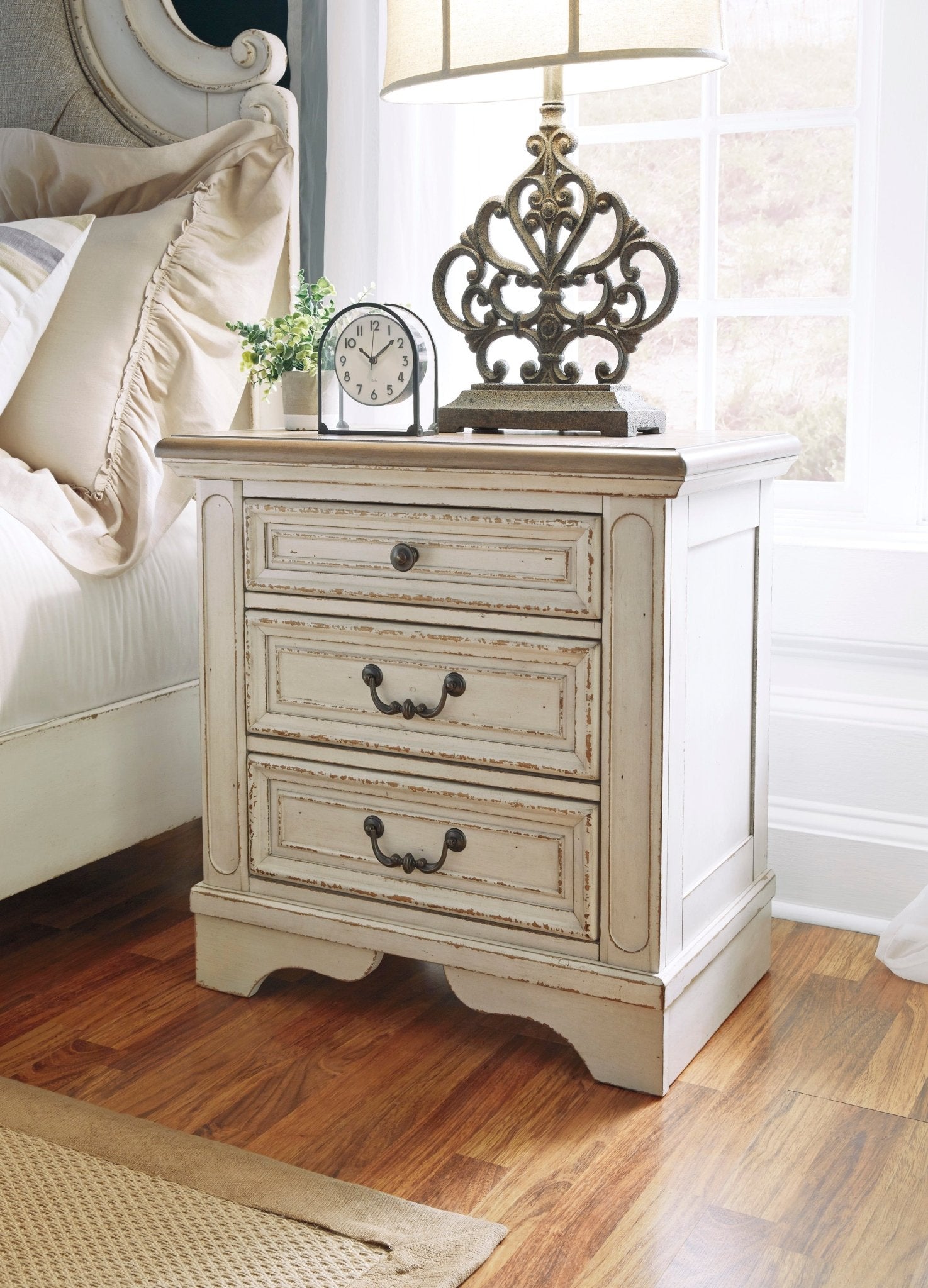 Realyn Bedroom Set Bedroom Sets| Ashley Homestore