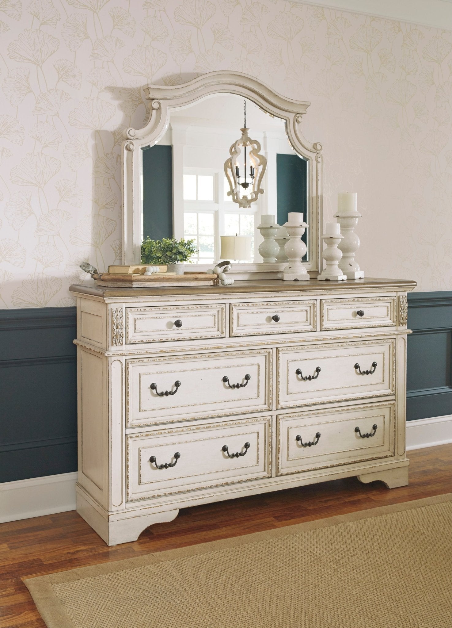 Realyn King bedroom Sleigh Package - Al Rugaib Furniture