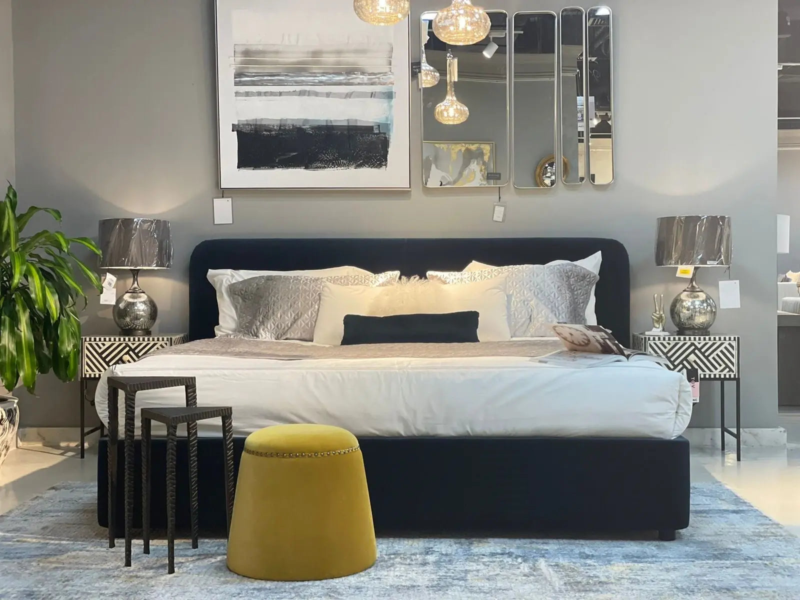 Samara King Bed Blue Velvet Beds| Moe's Home