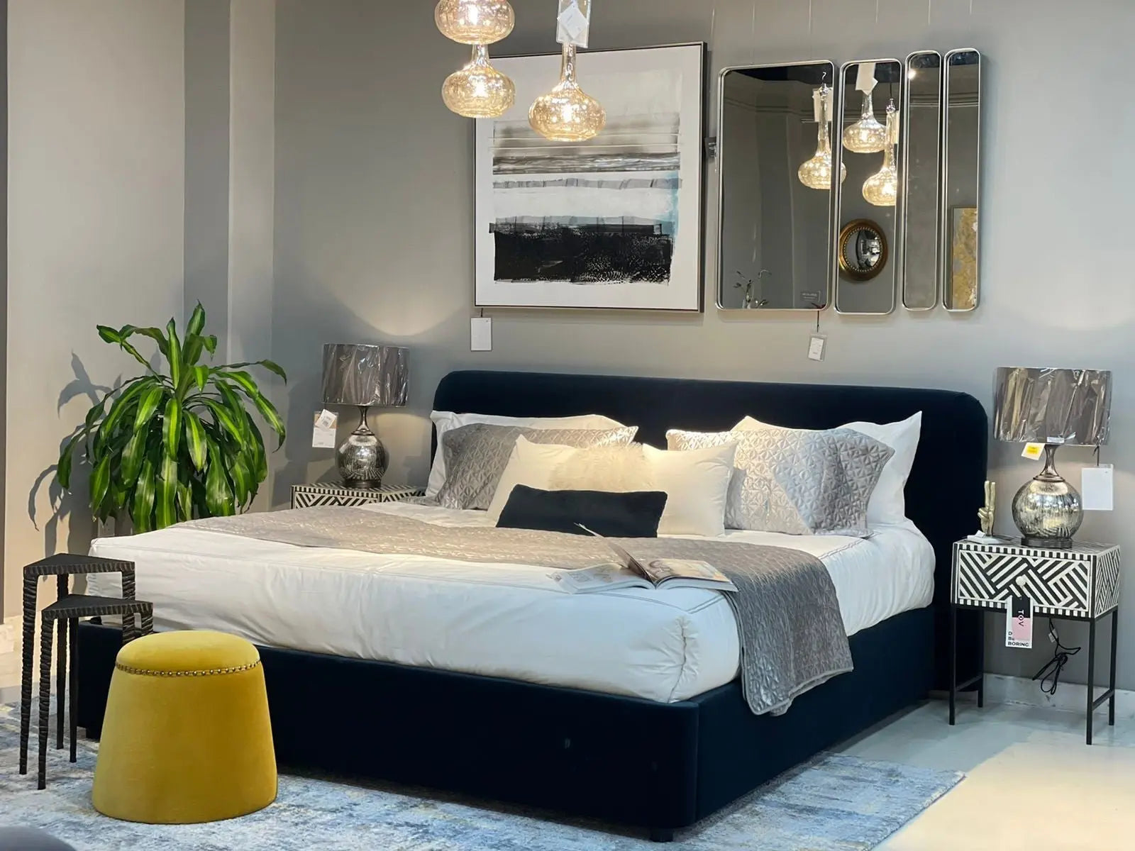 Samara King Bed Blue Velvet Beds| Moe's Home