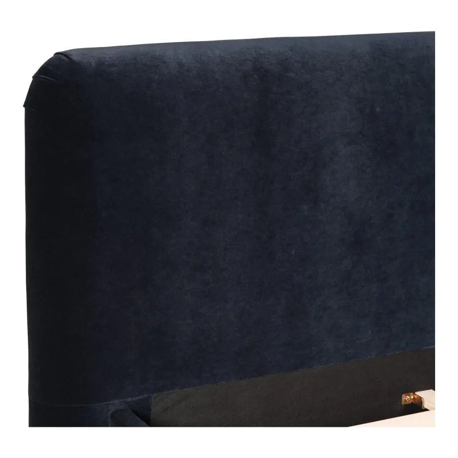 Samara Queen Bed Blue Velvet Beds| Moe's Home