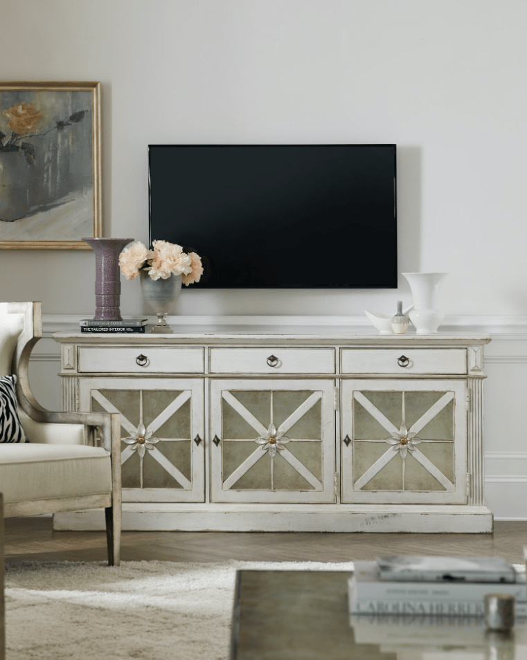 Sanctuary Premier Console Entertainment Blanc Consoles & Sideboards| Hooker