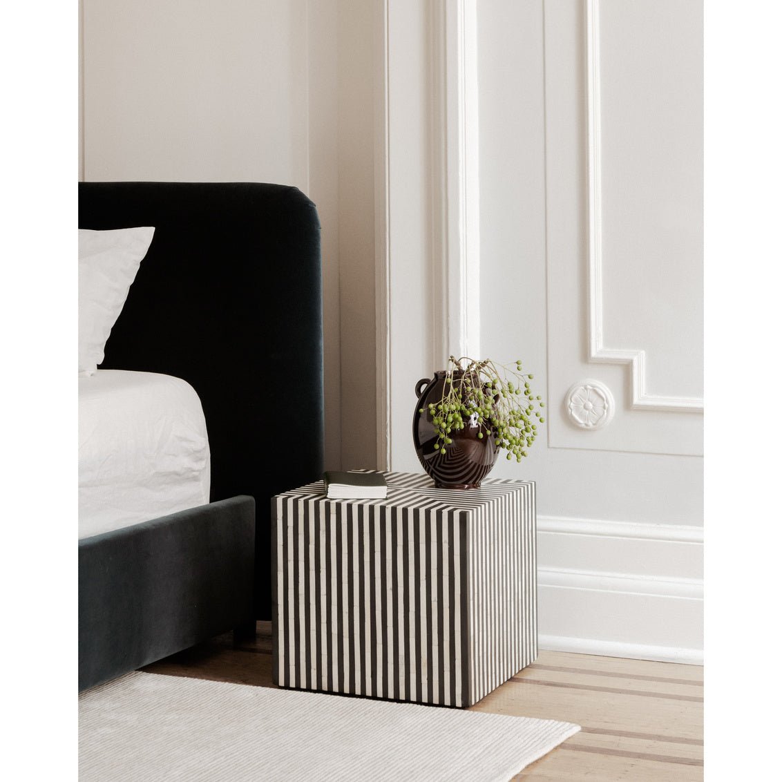 Terning Side Table Accent & End Tables| Moe's Home