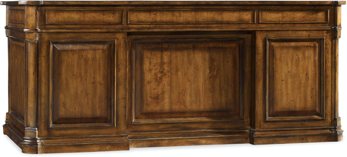Tynecastle Executive Desk Office Desks| Hooker